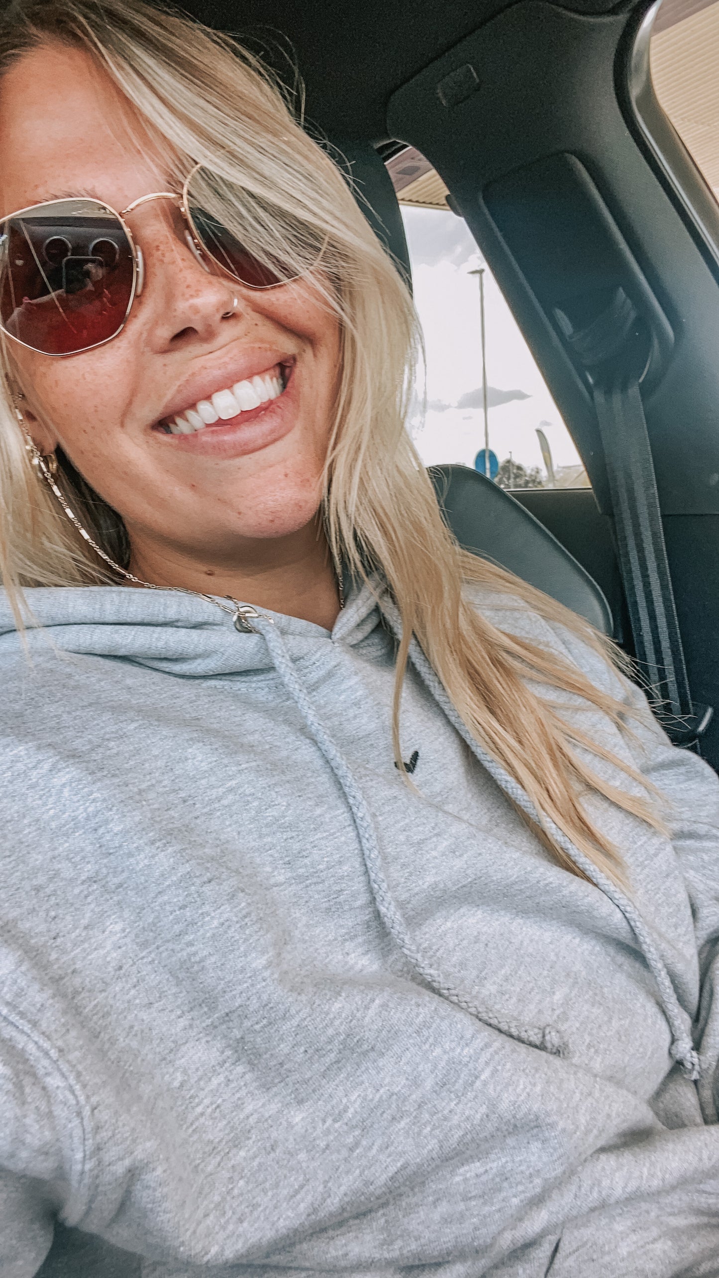 Sweetheart Tracksuit 🤍